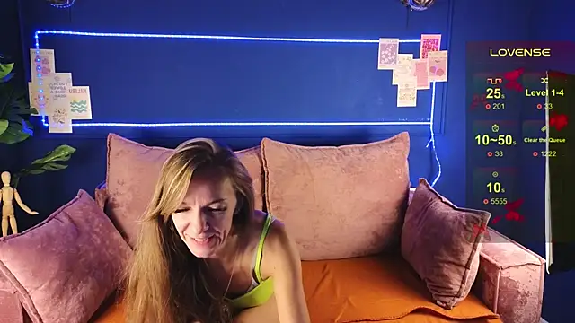 Snapshot of Jesica_mooon chatting on September 20, 2025, 1:39 am Jesica mooon online show from September 20, 2025, 1:39 am