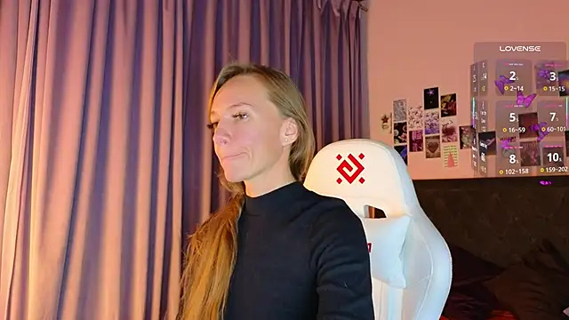 Snapshot of Jesica_mooon chatting on September 26, 2025, 1:31 am Jesica mooon online show from September 26, 2025, 1:31 am