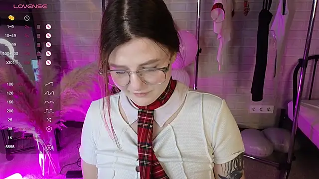 Ruby Al1en online show from October 8, 2025, 1:36 am