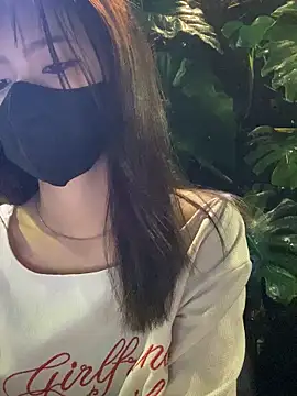   BabyShowPublic   online show from October 31, 2025, 2:07 pm