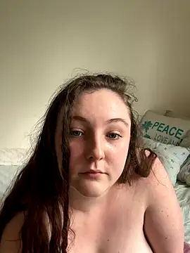 kallmek8 online show from October 21, 2025, 5:57 pm