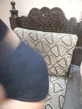 Curvey Girl online show from September 8, 2025, 4:17 pm