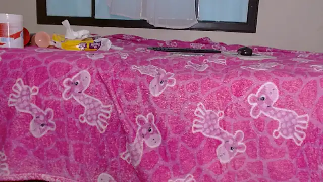 Snapshot of diamondirtyastrid chatting on November 2, 2025, 2:41 pm diamondirtyastrid online show from November 2, 2025, 2:41 pm