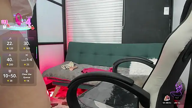 SamaraAnders  online show from October 19, 2025, 4:57 am