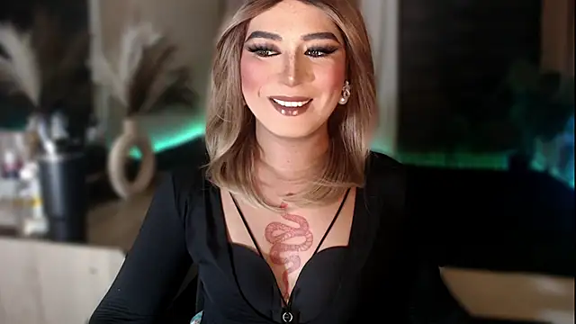 mslilly croft online show from February 2, 2026, 4:17 pm