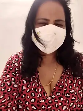 mallu-lover online show from December 20, 2025, 5:09 pm