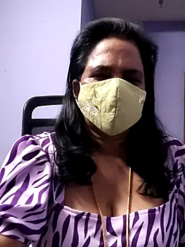 mallu-lover online show from February 2, 2026, 4:49 pm