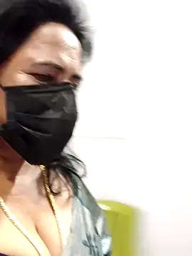 mallu-lover online show from February 26, 2026, 3:00 pm