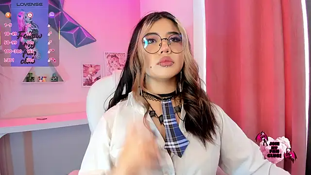 pinkk deemon online show from January 16, 2026, 1:04 pm