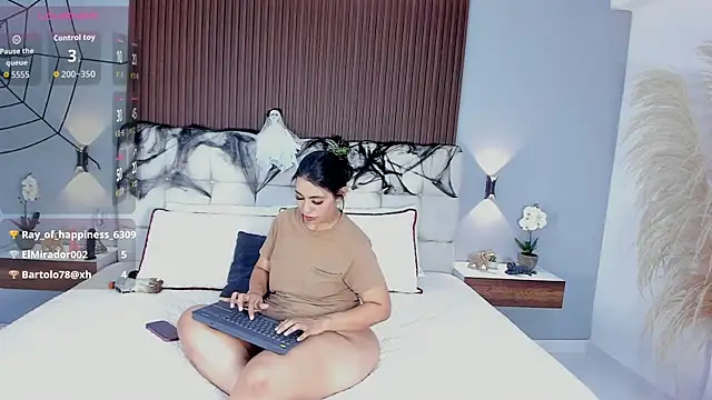 Anny mayyer online show from October 24, 2025, 2:13 pm