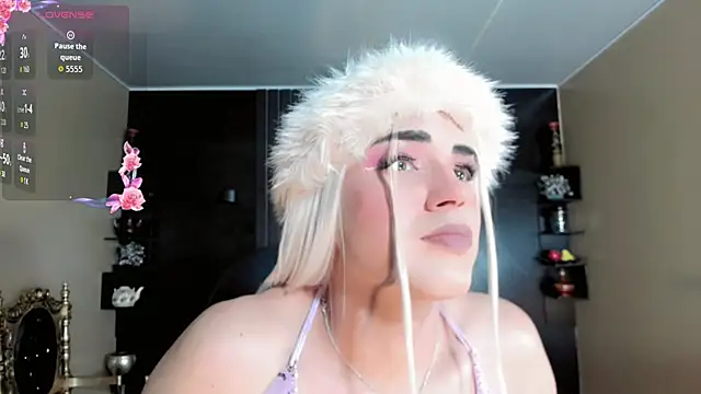 Kimberly Vazquez online show from October 18, 2025, 2:47 am