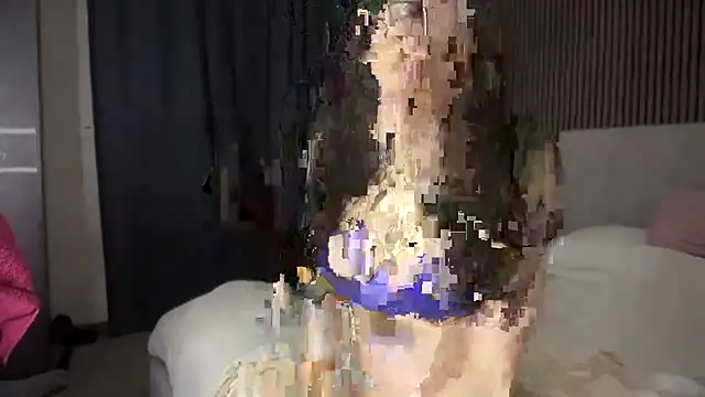 valeriapeterson online show from November 17, 2025, 10:59 pm