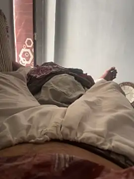 NoddingScorpion online show from February 8, 2026, 9:02 am