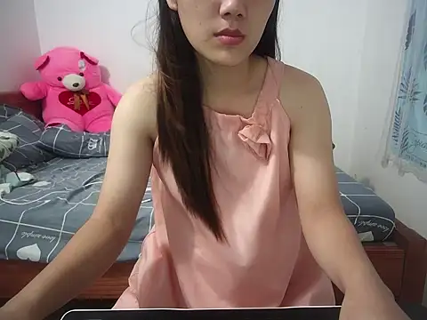 Linda-24 online show from October 1, 2025, 8:04 pm