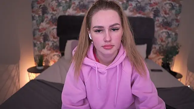 GabriellaJass online show from January 18, 2026, 6:39 am