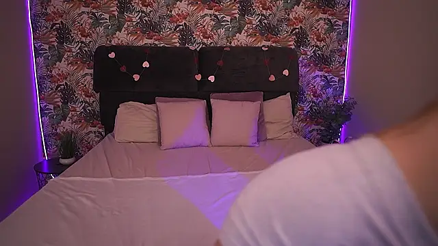 GabriellaJass online show from February 11, 2026, 6:13 pm