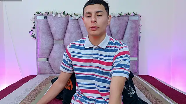 Snapshot of lana_and_liam_ chatting on October 14, 2025, 10:27 am lana and liam online show from October 14, 2025, 10:27 am