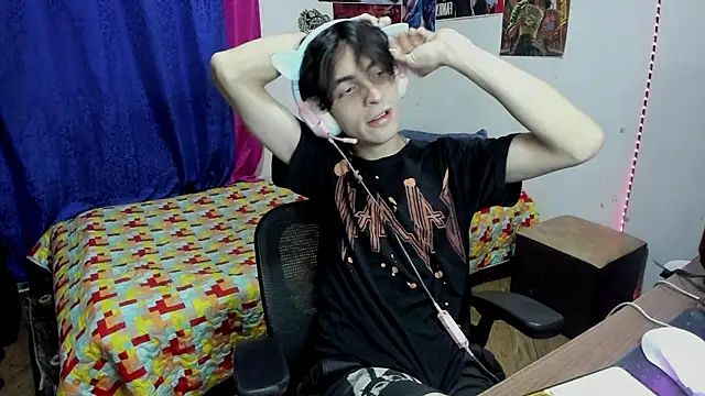 golden ryyan online show from February 12, 2026, 11:33 pm