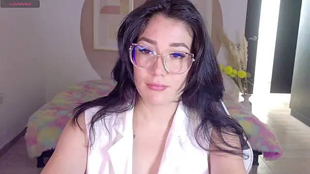 Snapshot of Eliih_01 chatting on July 24, 2026, 2:15 pm Eliih 01 online show from July 24, 2026, 2:15 pm
