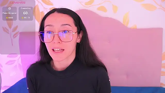 Ginevra esposito online show from March 18, 2026, 1:03 pm