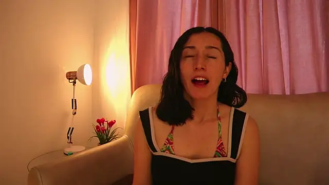Ginevra esposito online show from June 4, 2026, 12:33 pm