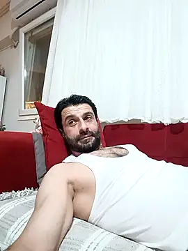 alex10alexx online show from April 7, 2026, 9:59 pm