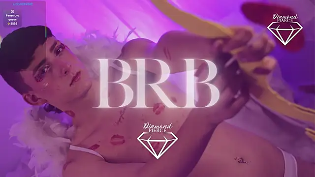 Diamond Piarce online show from October 18, 2025, 3:09 am