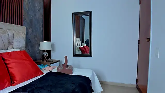 linda cabal online show from September 23, 2025, 10:24 pm