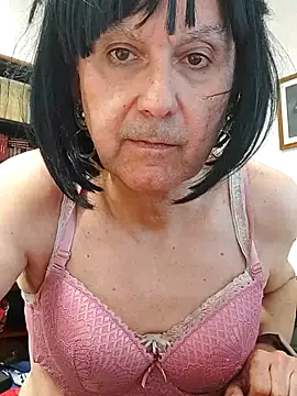 Emily de Carla online show from February 17, 2026, 4:57 pm