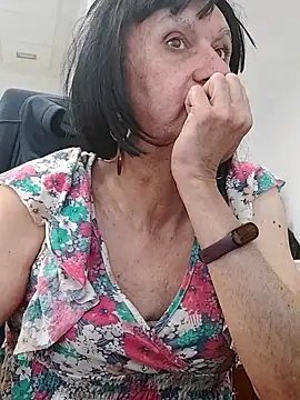 Emily de Carla online show from April 23, 2026, 2:08 pm