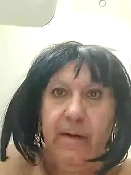 Snapshot of Emily_de_Carla chatting on June 4, 2026, 6:19 am Emily de Carla online show from June 4, 2026, 6:19 am