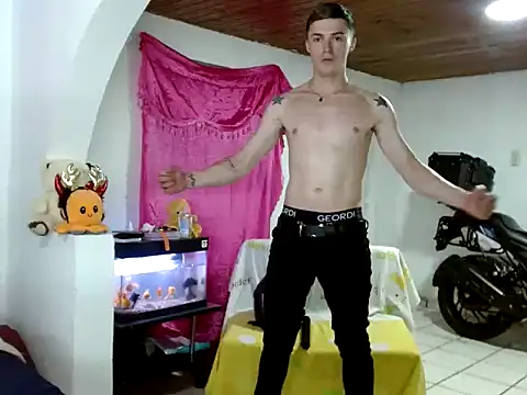 Ken bigcock77 online show from September 11, 2025, 3:17 am