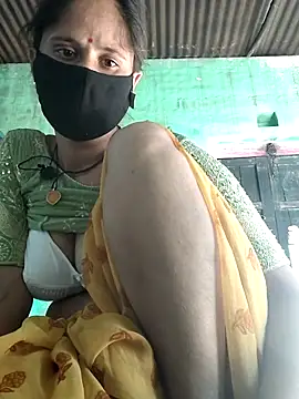 Hot-ilaiy online show from October 2, 2025, 3:13 am