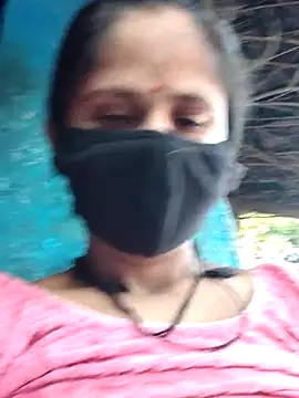 Hot-ilaiy online show from October 6, 2025, 11:51 am