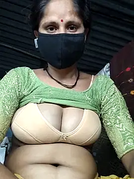 Hot-ilaiy online show from October 7, 2025, 2:14 pm