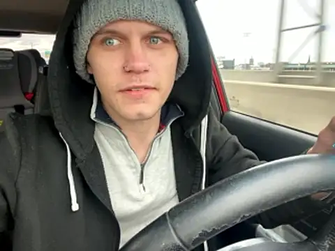 Snapshot of XanderOzzz chatting on January 10, 2026, 2:41 pm XanderOzzz online show from January 10, 2026, 2:41 pm