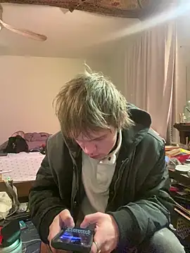 Snapshot of XanderOzzz chatting on January 18, 2026, 4:49 am XanderOzzz online show from January 18, 2026, 4:49 am