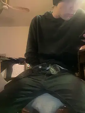 Snapshot of XanderOzzz chatting on February 9, 2026, 1:20 am XanderOzzz online show from February 9, 2026, 1:20 am