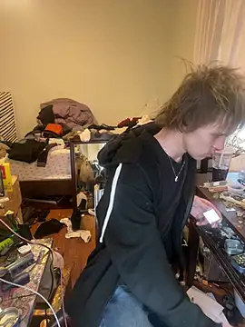 Snapshot of XanderOzzz chatting on February 19, 2026, 1:51 pm XanderOzzz online show from February 19, 2026, 1:51 pm