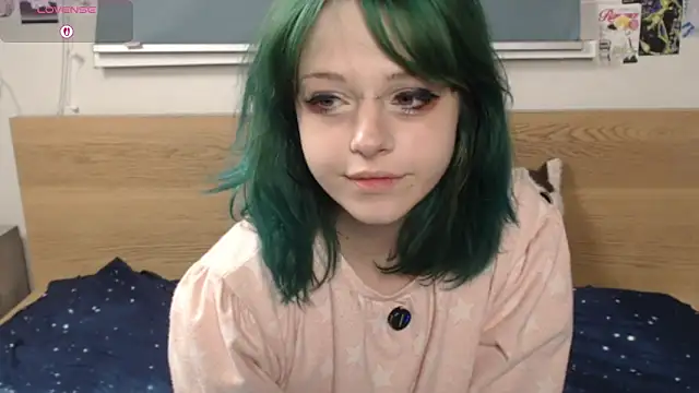 triplebakaaa online show from October 17, 2025, 6:43 pm