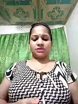 Snapshot of Payel_50 chatting on June 10, 2026, 8:52 pm Payel 50 online show from June 10, 2026, 8:52 pm