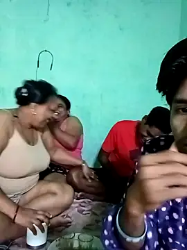 LoveOnStream online show from November 1, 2025, 1:51 am