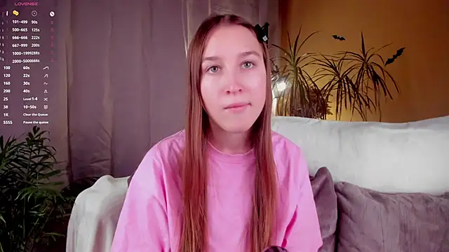 NanaMertins online show from November 1, 2025, 1:07 am