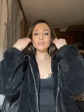  shadylady  online show from October 7, 2025, 5:32 pm