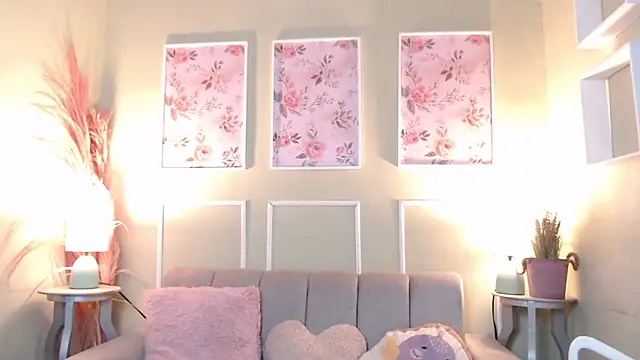 CurlyDani online show from February 25, 2026, 2:10 am