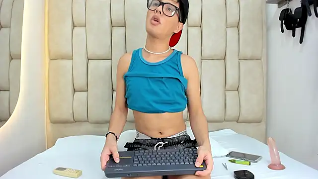 Felipe Cold online show from October 15, 2025, 2:22 am