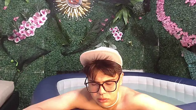 Felipe Cold online show from October 30, 2025, 2:35 am