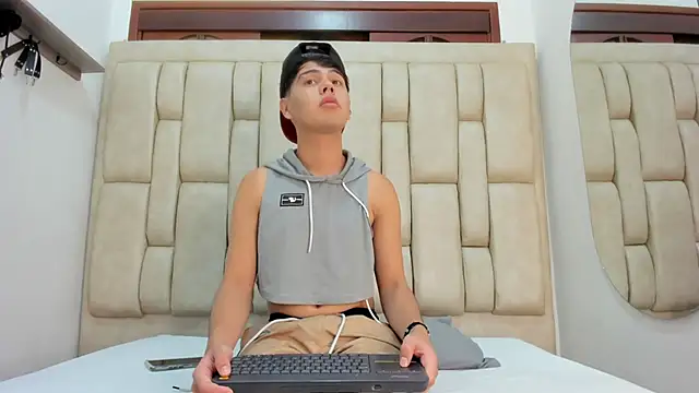 Felipe Cold online show from January 18, 2026, 2:37 am