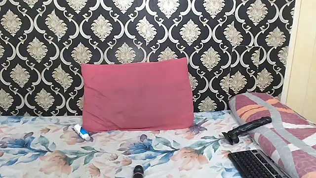 ExoticCandyx online show from December 4, 2025, 6:27 pm