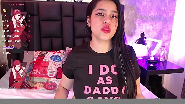 crystaldarliing online show from March 13, 2026, 3:18 pm